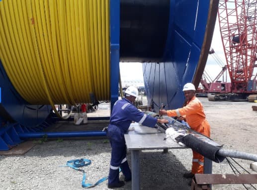 Pre-commissioning of subsea umbilical
